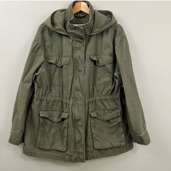 Ava & Viv Jackets & Blazers - Women's Sporty Anorak Jacket - Ava & Viv Army Green 3X